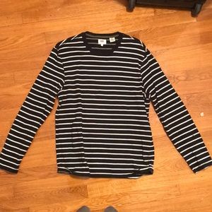 Levi’s sweater